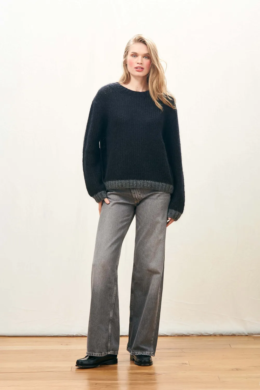 Jumper 1234 Hand Knit Tipped Crew maglione nero mohair
