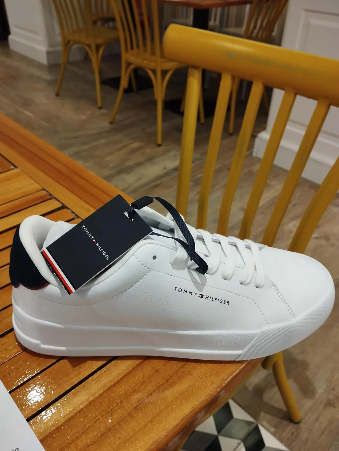 Tommy Hilfiger TH Court Sneaker Uomo Bianca 43 EU Pelle