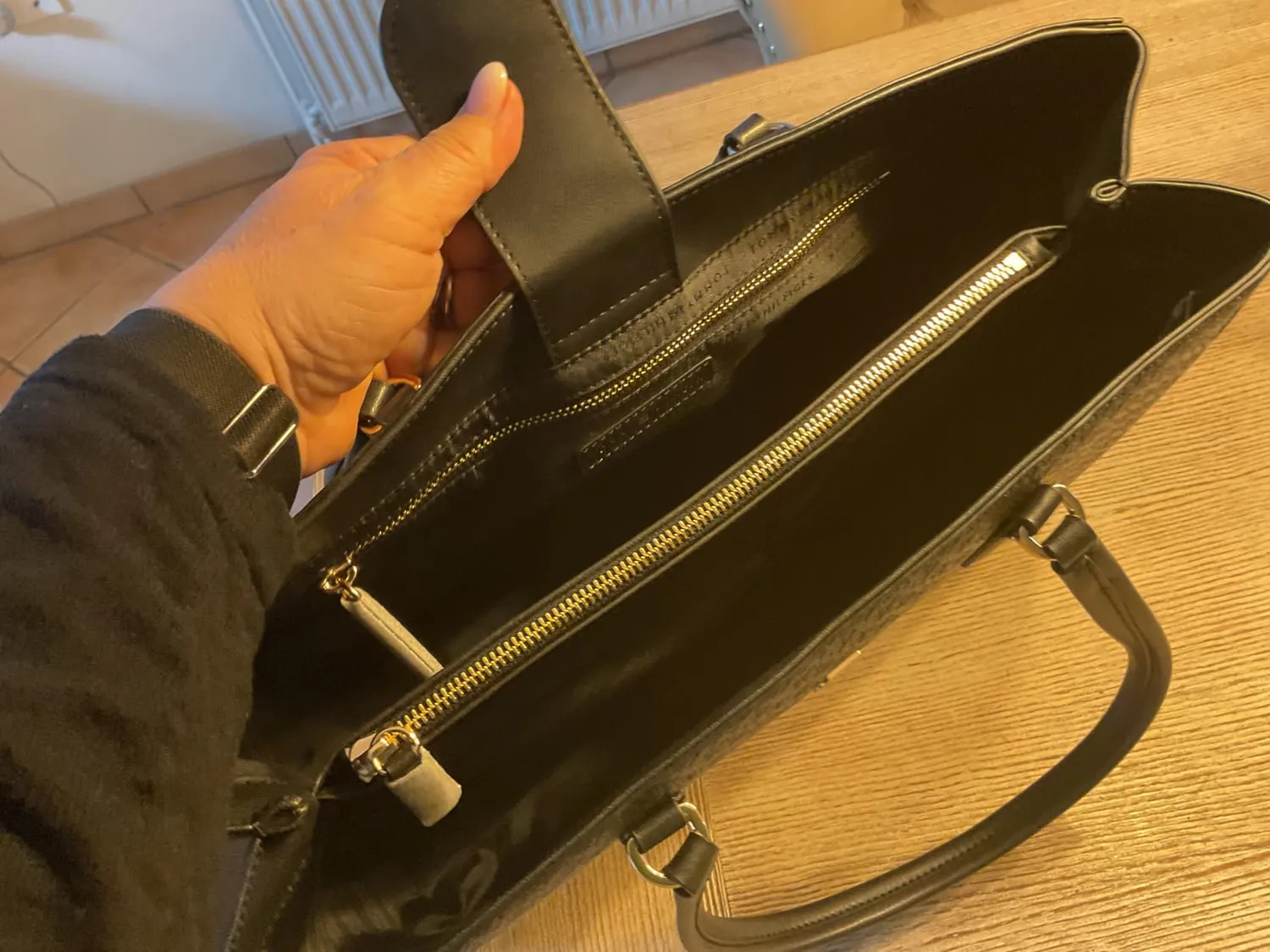 Tommy Hilfiger Daily tote donna monogramma nero unica