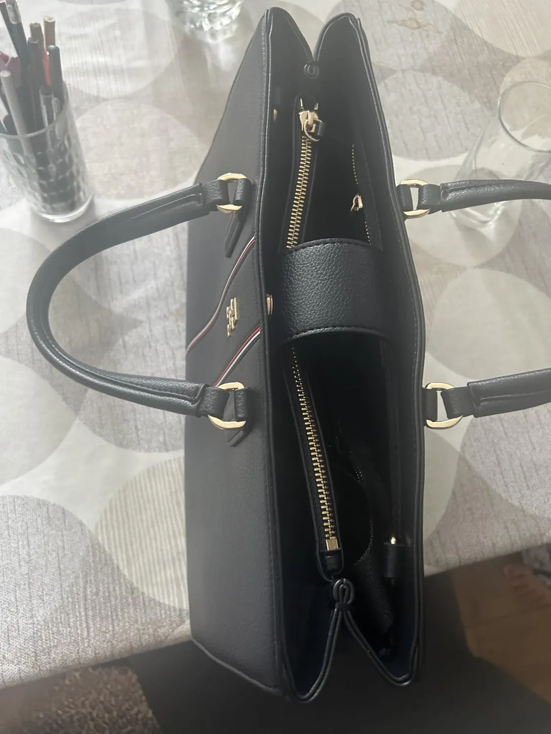 Tommy Hilfiger TH Daily Satchel AW0AW18644 tracolla blu