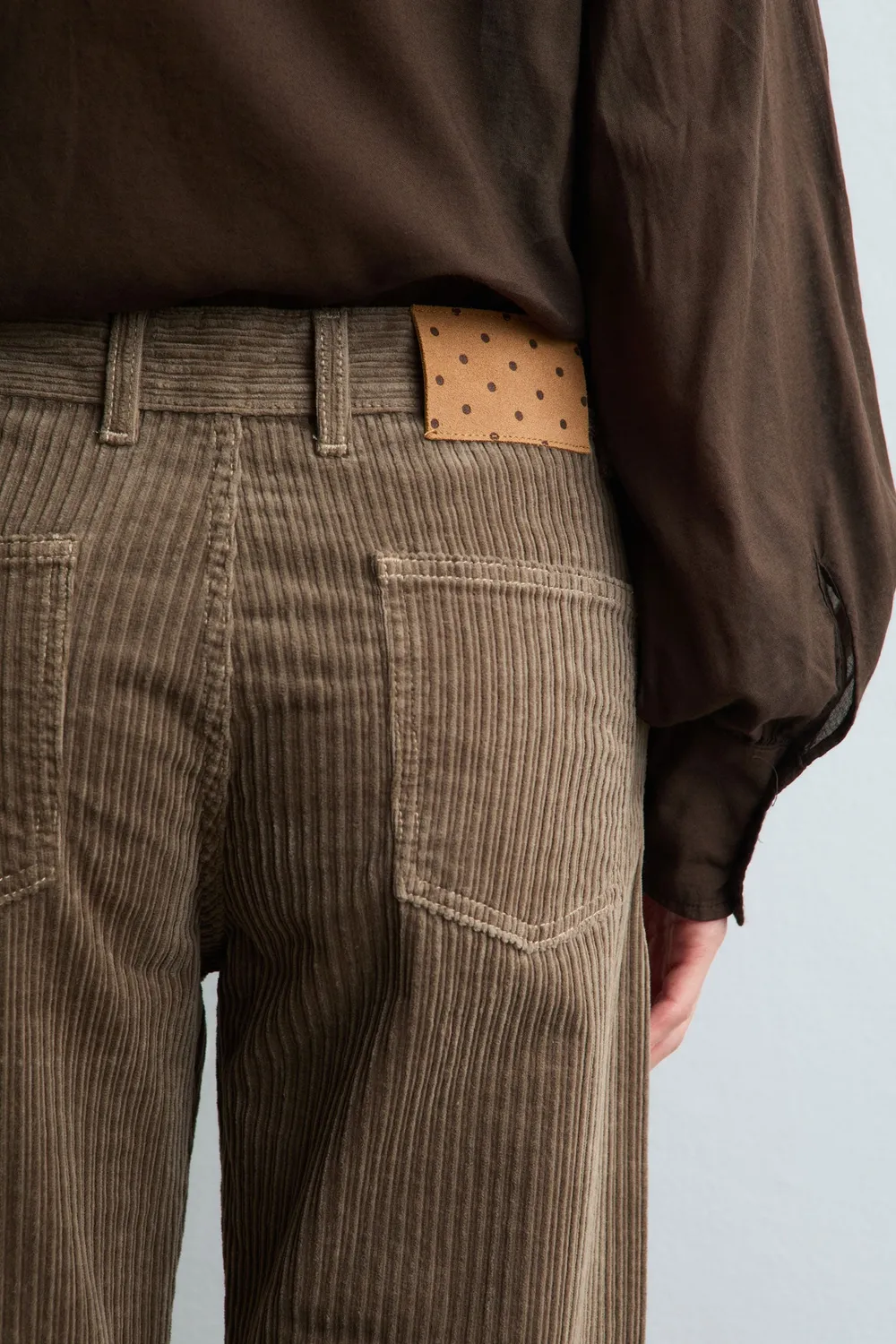 Massimo Alba SQUALO pantalone taupe velluto gamba larga