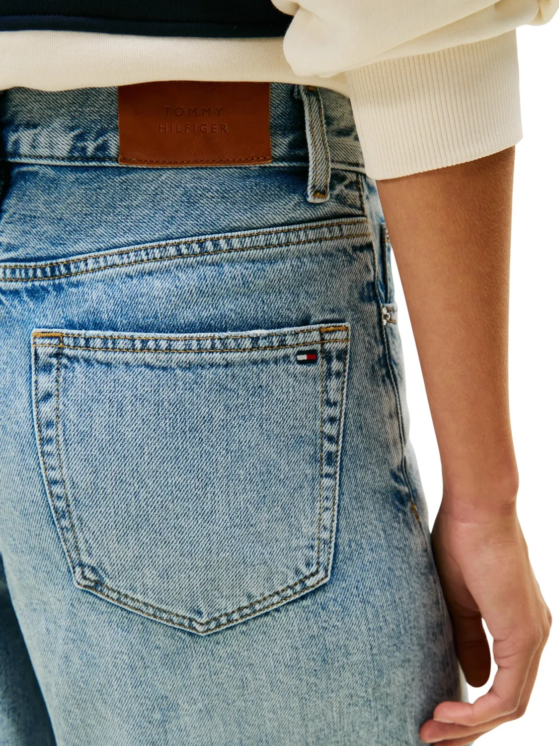 Tommy Hilfiger DNM Glis 70s WW0WW48519 jeans wide leg 27W/30L