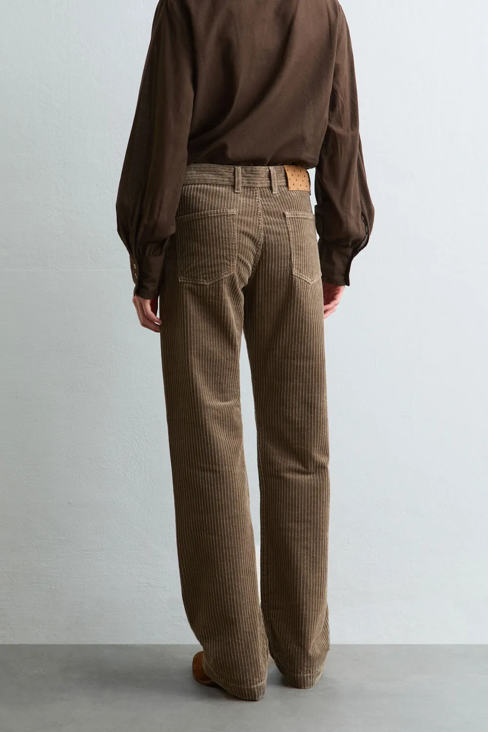Massimo Alba SQUALO pantalone taupe velluto gamba larga