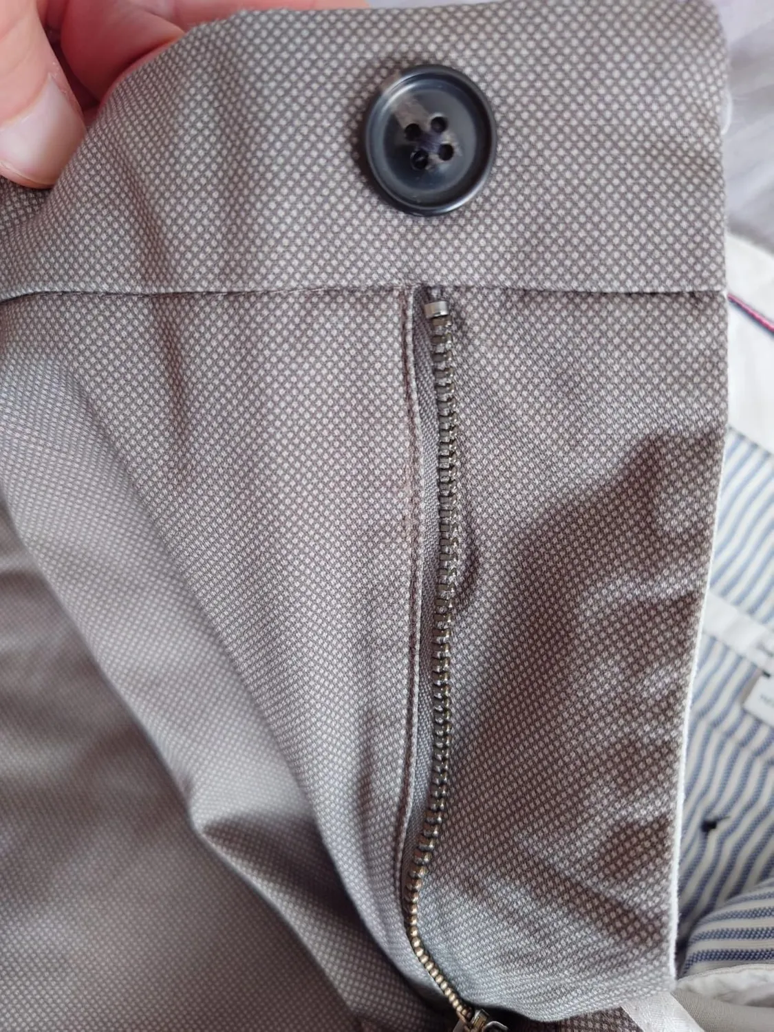 Tommy Hilfiger Denton MW0MW44330 chino uomo 34W/32L stampato