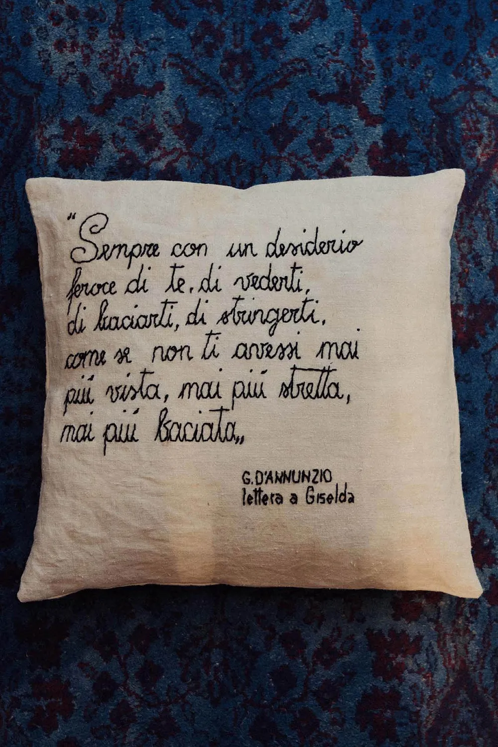 Massimo Alba Pillow cuscino arredo scuro ricamato