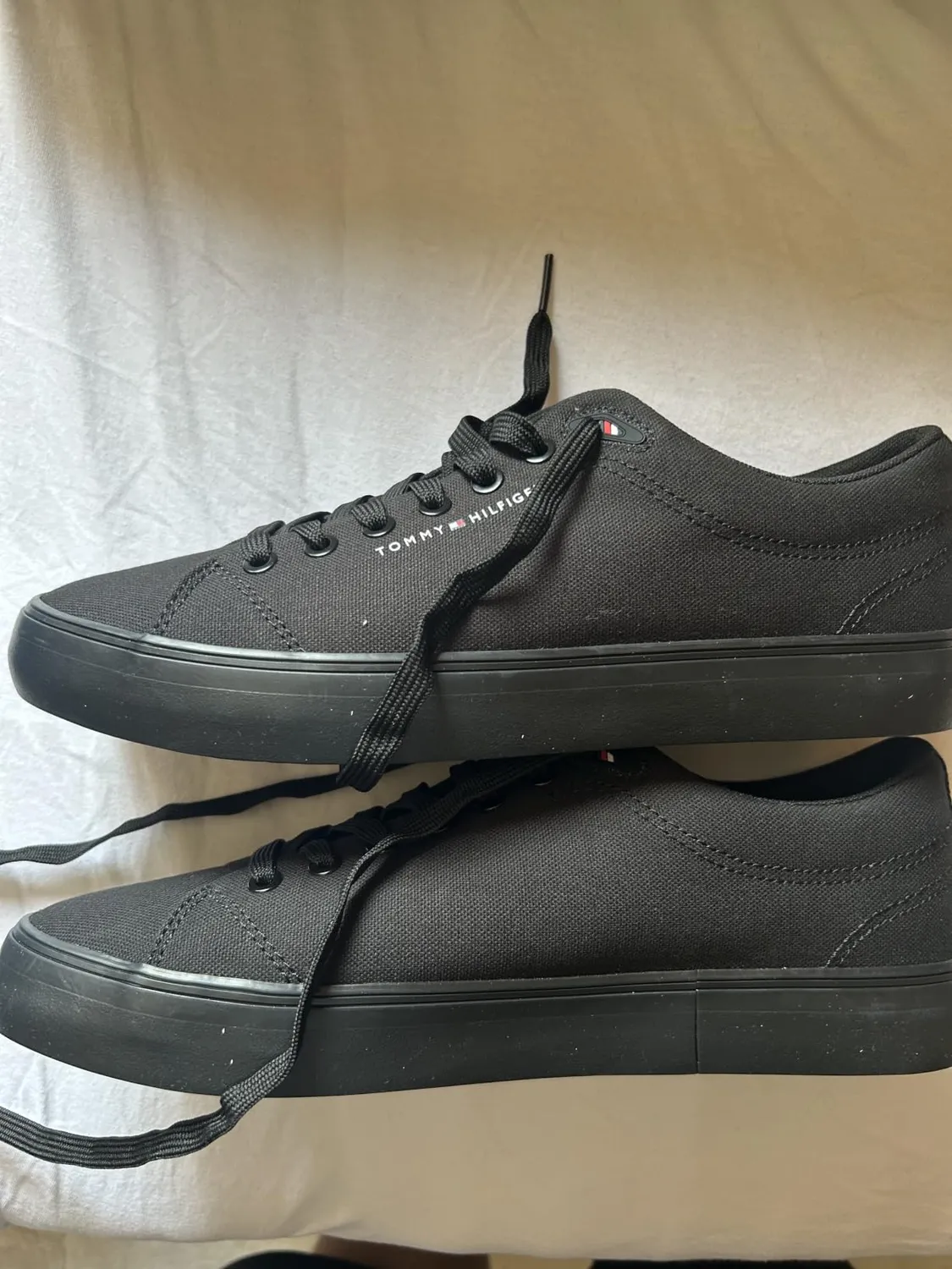Tommy Hilfiger FM0FM05817 Scarpe Uomo Bianche 44