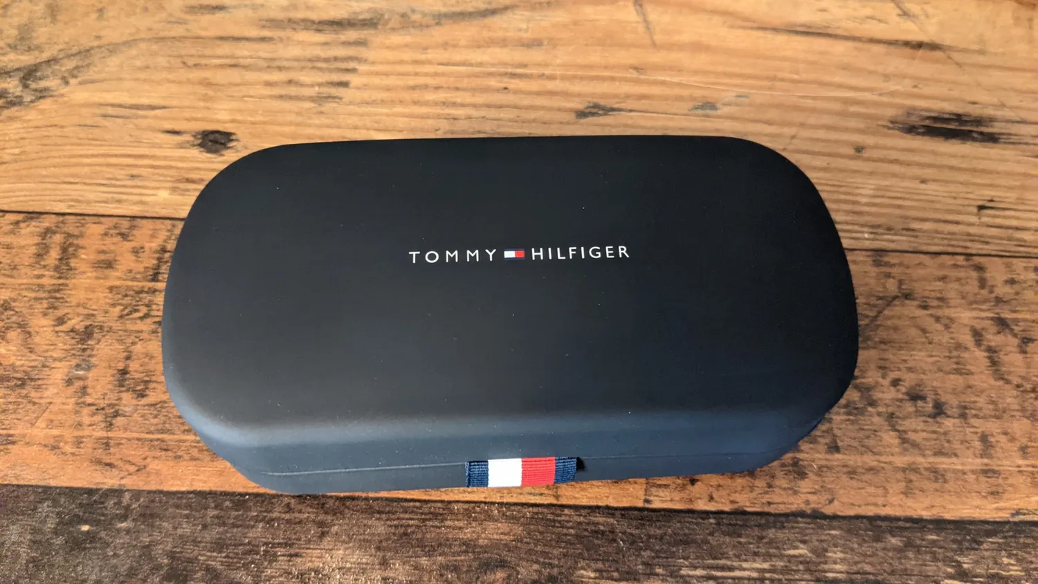 Tommy Hilfiger TH 1722/S occhiali da sole uomo avvolgenti
