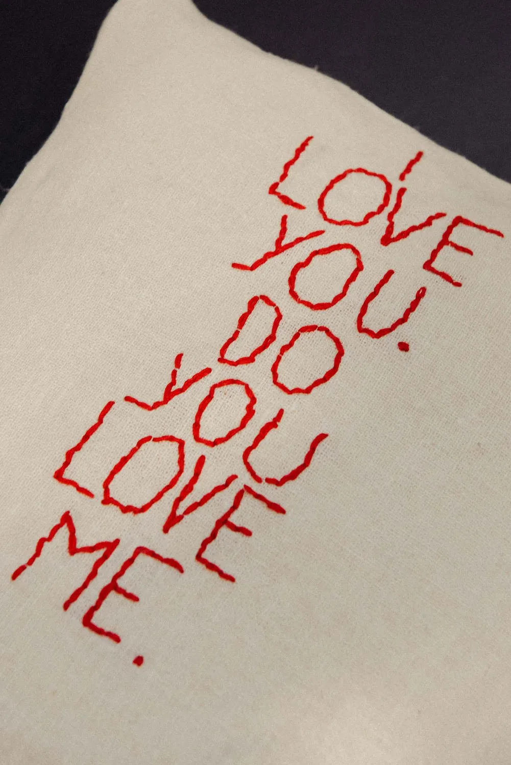 Massimo Alba Pillow cuscino petalo ricamo I love you