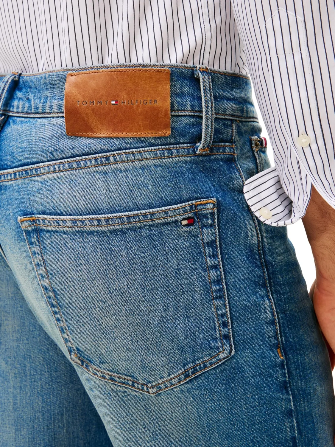Tommy Hilfiger Relaxed River Sanford Blue jeans 38W/36L