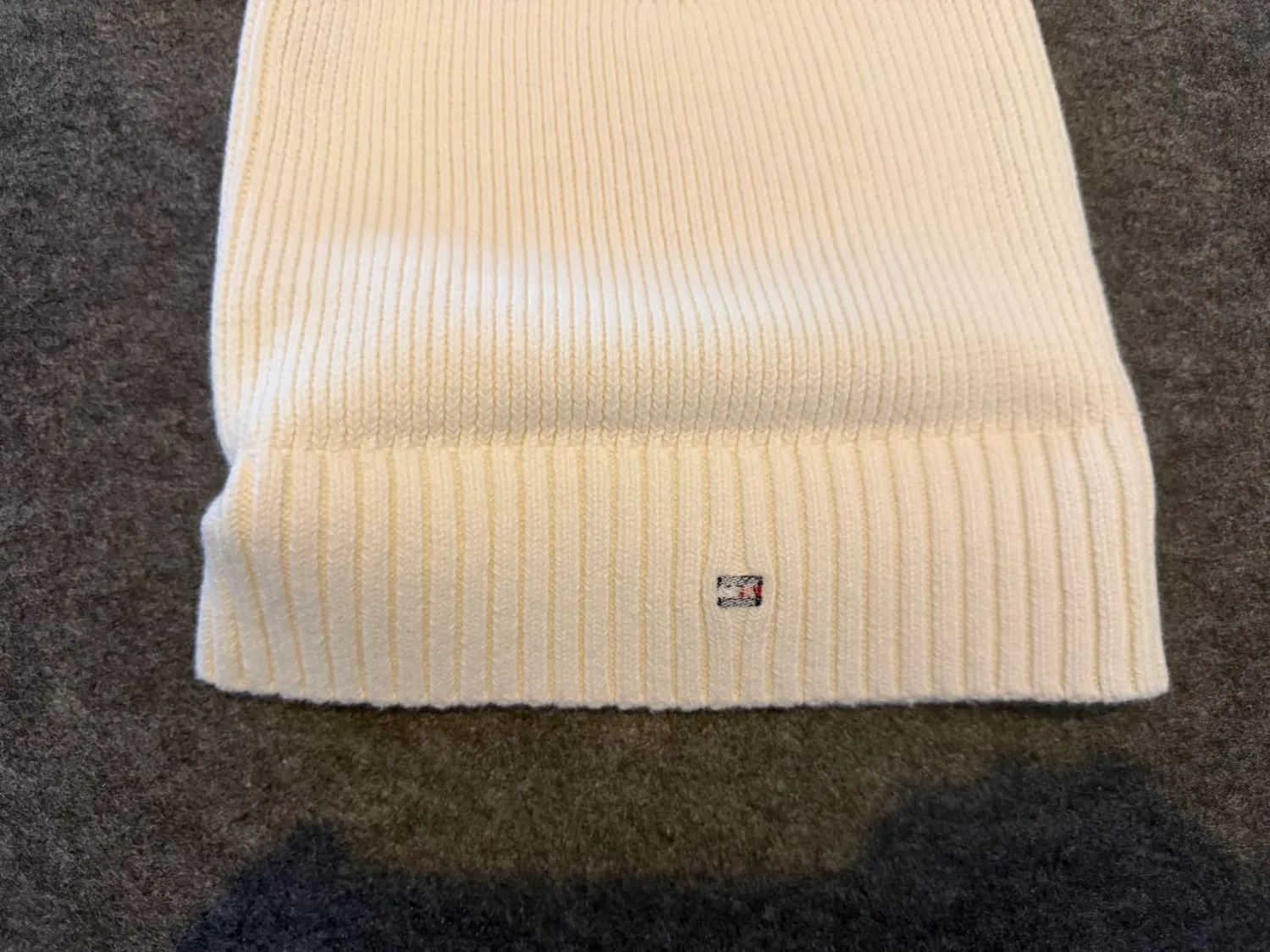 Tommy Hilfiger TH Flag cuffia uomo gialla cotone pima