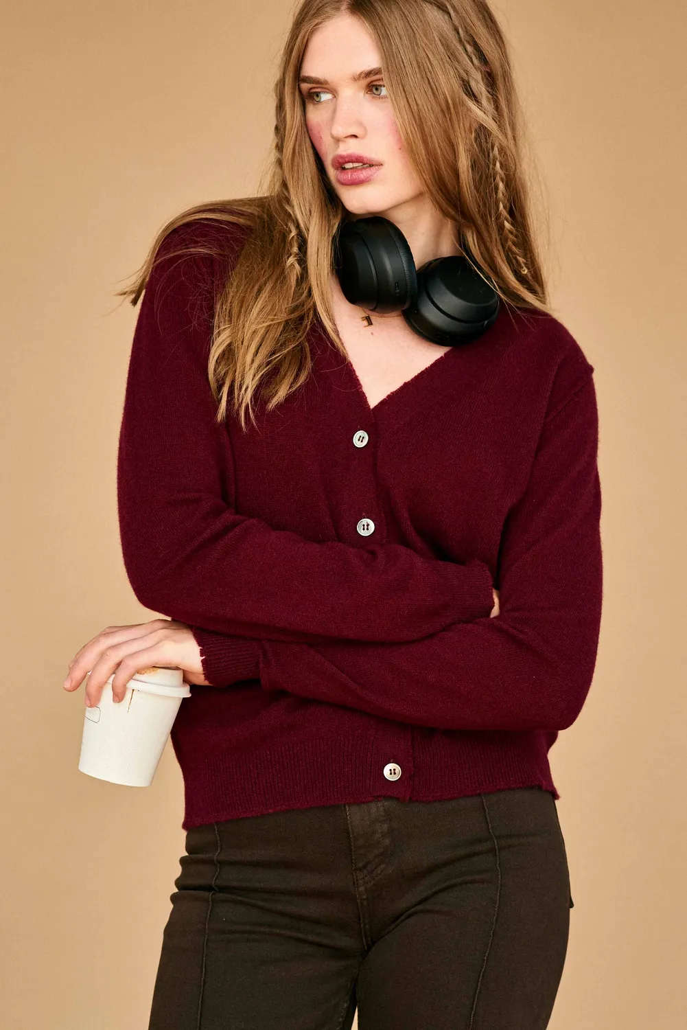 Jumper 1234 Distressed Vee cardigan cashmere bordeaux