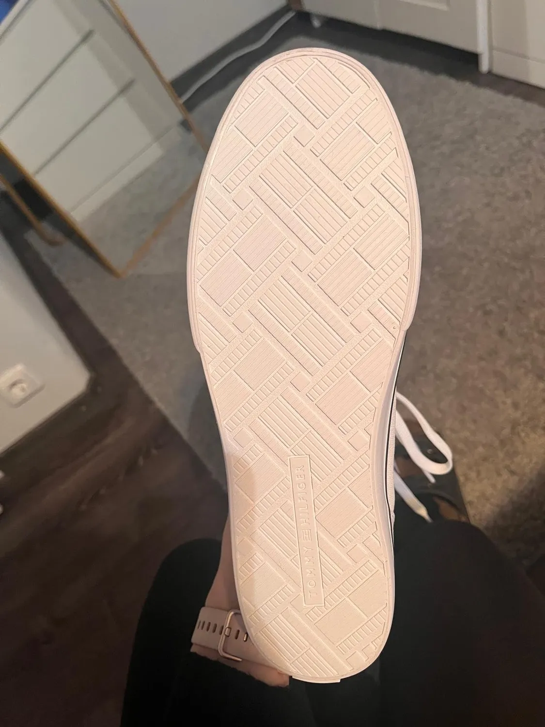 Tommy Hilfiger TH Chic Low Profile Sneakers 38 bianco