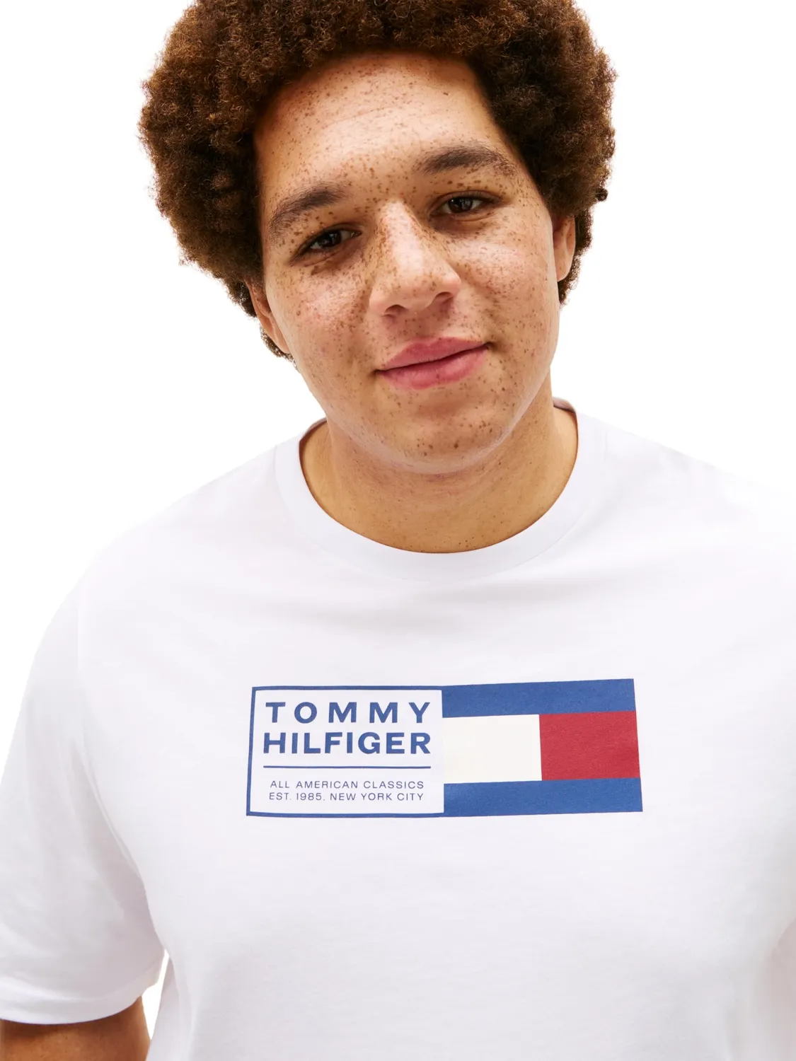 Tommy Hilfiger Brand Love MW0MW42366 maglietta uomo bianca