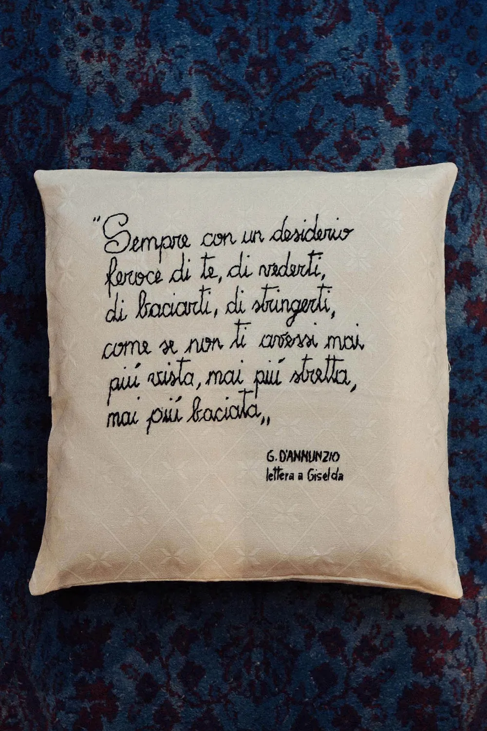 Massimo Alba Pillow cuscino nero cotone ricamato