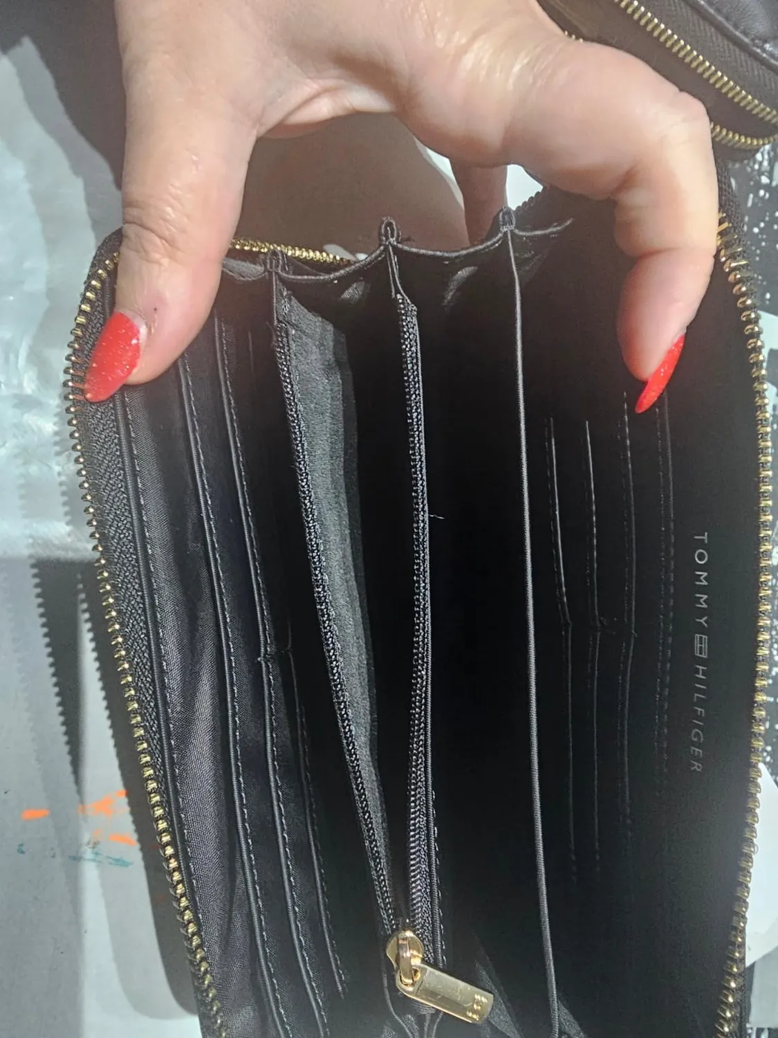 Tommy Poppy Portafoglio Donna Scomparti Carte Nero