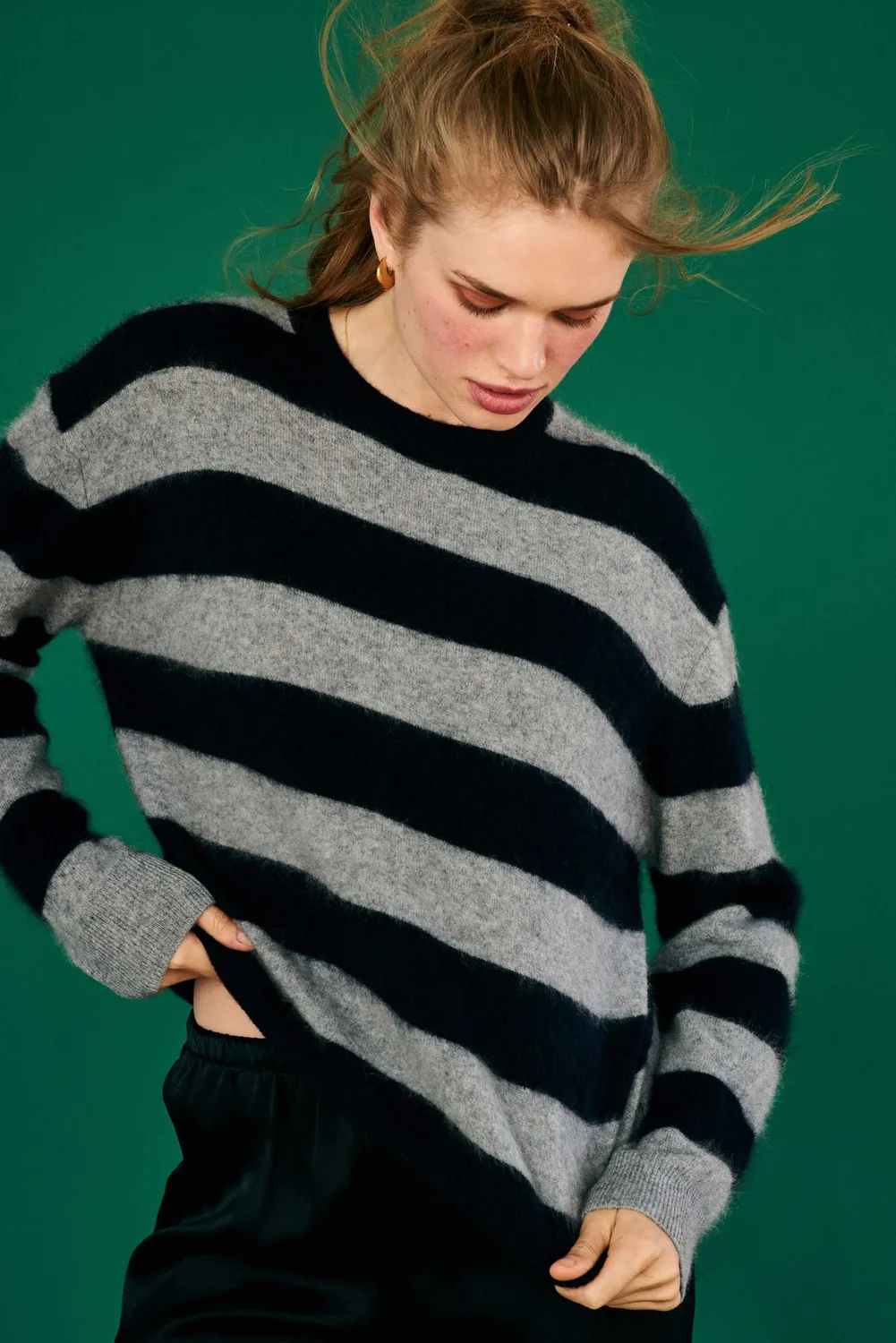 Jumper 1234 Brushed Wool Stripe Crew maglione nero grigio lana