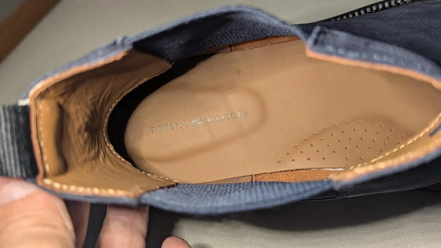 Tommy Hilfiger Corporate Chelsea FM0FM05952 stivali 40 cocoa