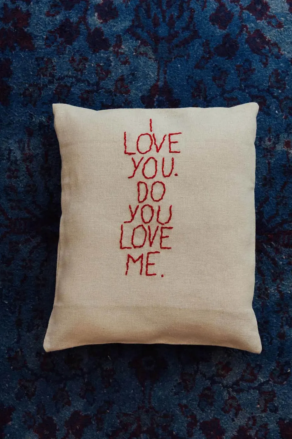 Massimo Alba Pillow cuscino petalo ricamo I love you