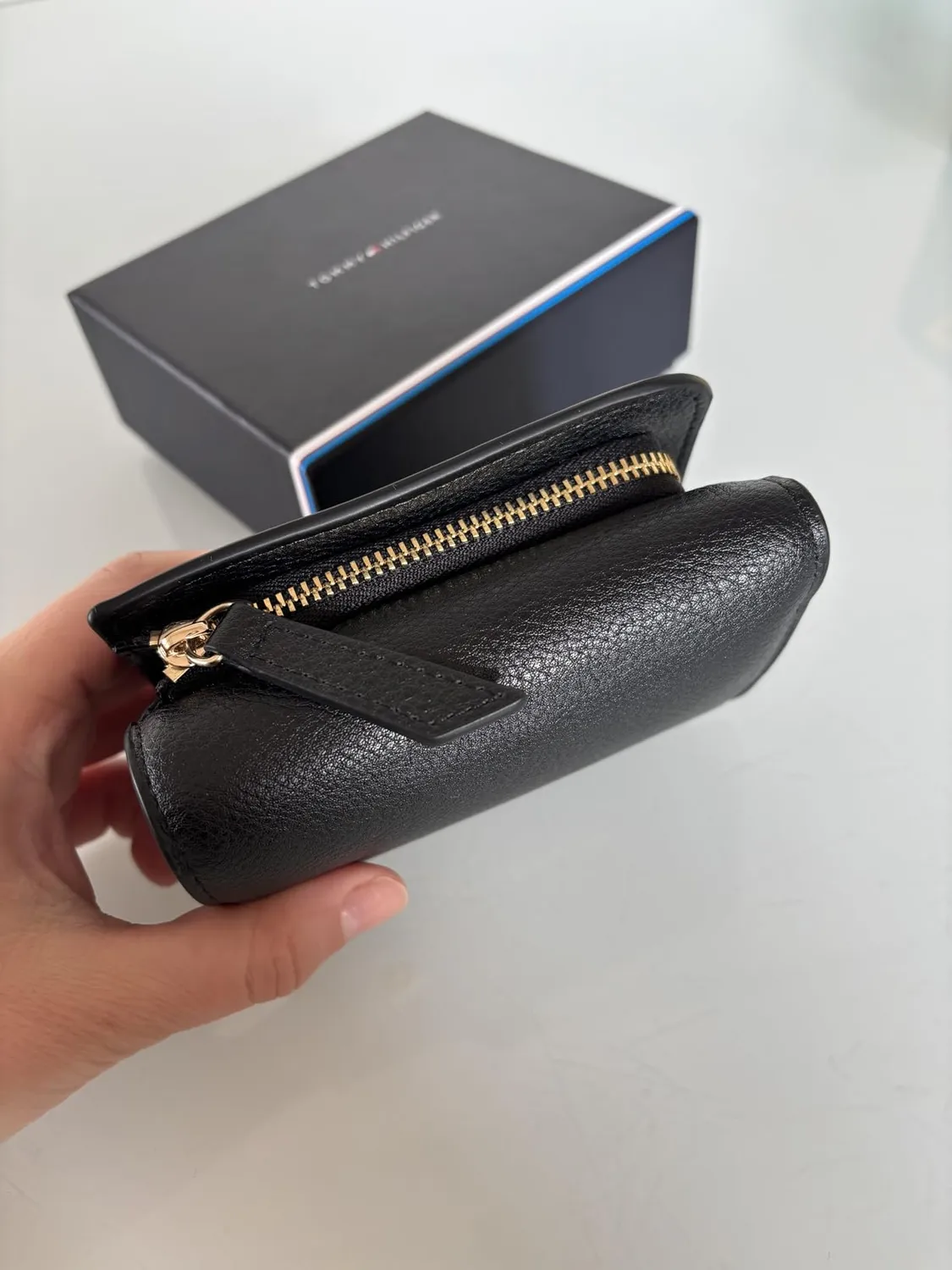 Tommy Hilfiger Logotape Portafogli Donna Trifold Nero