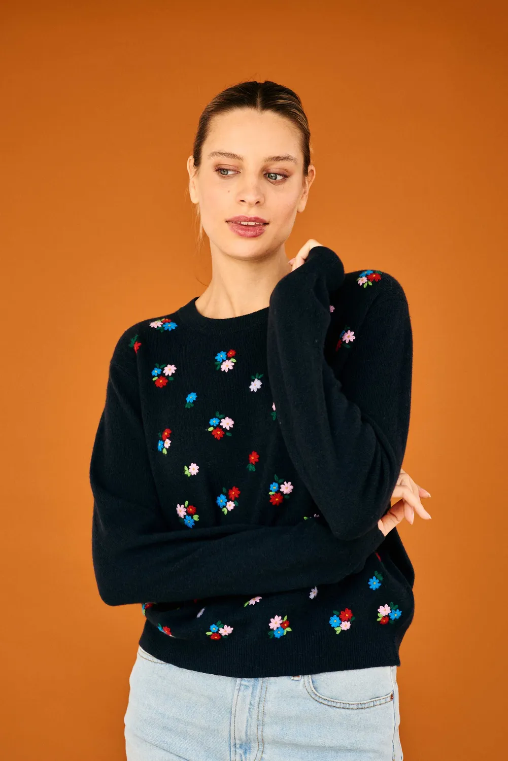 Jumper 1234 Embroidered Floral Crew maglione navy ricamato