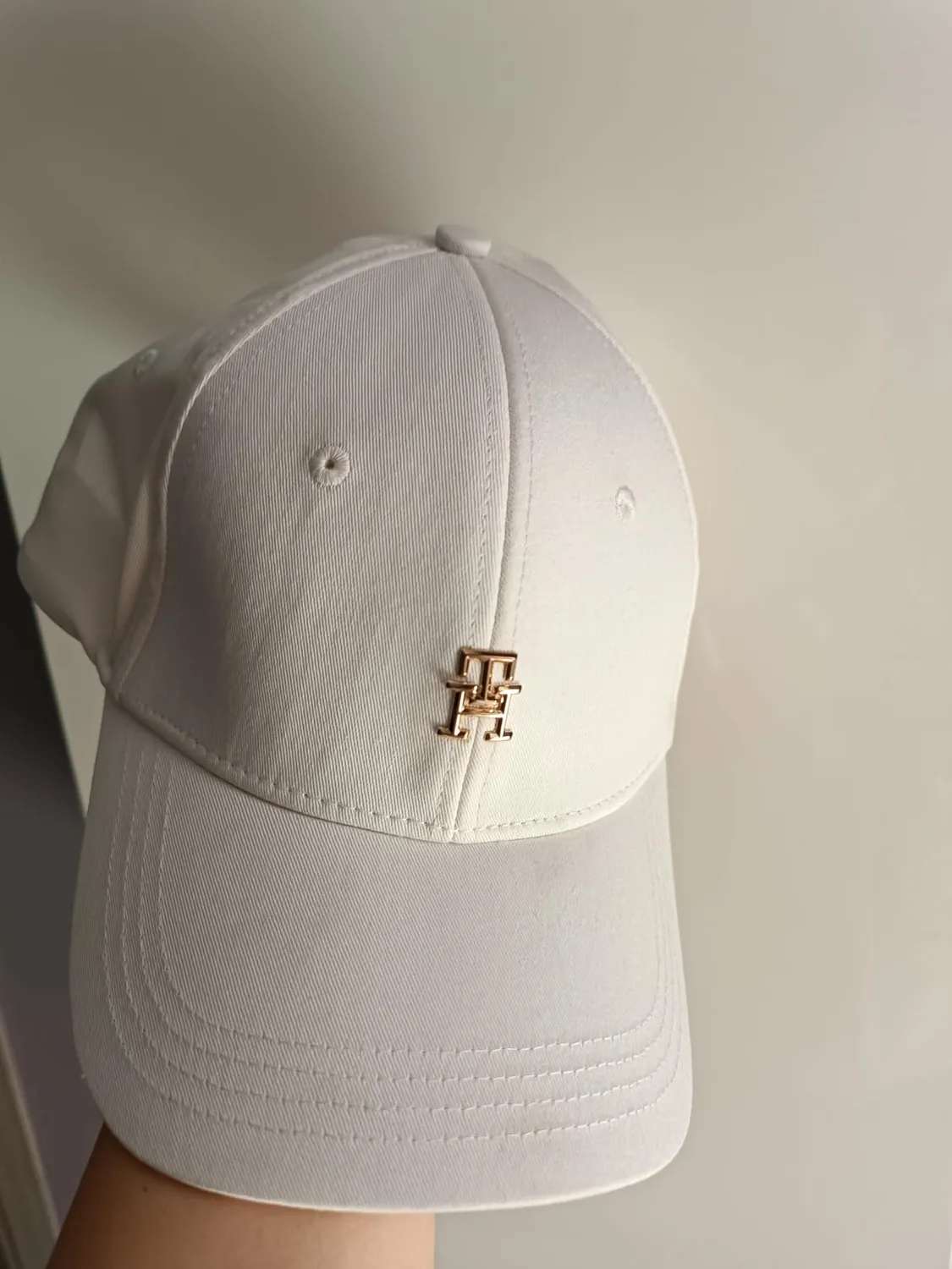 Tommy Hilfiger Essential Chic Aw0aw15772 cappello donna beige