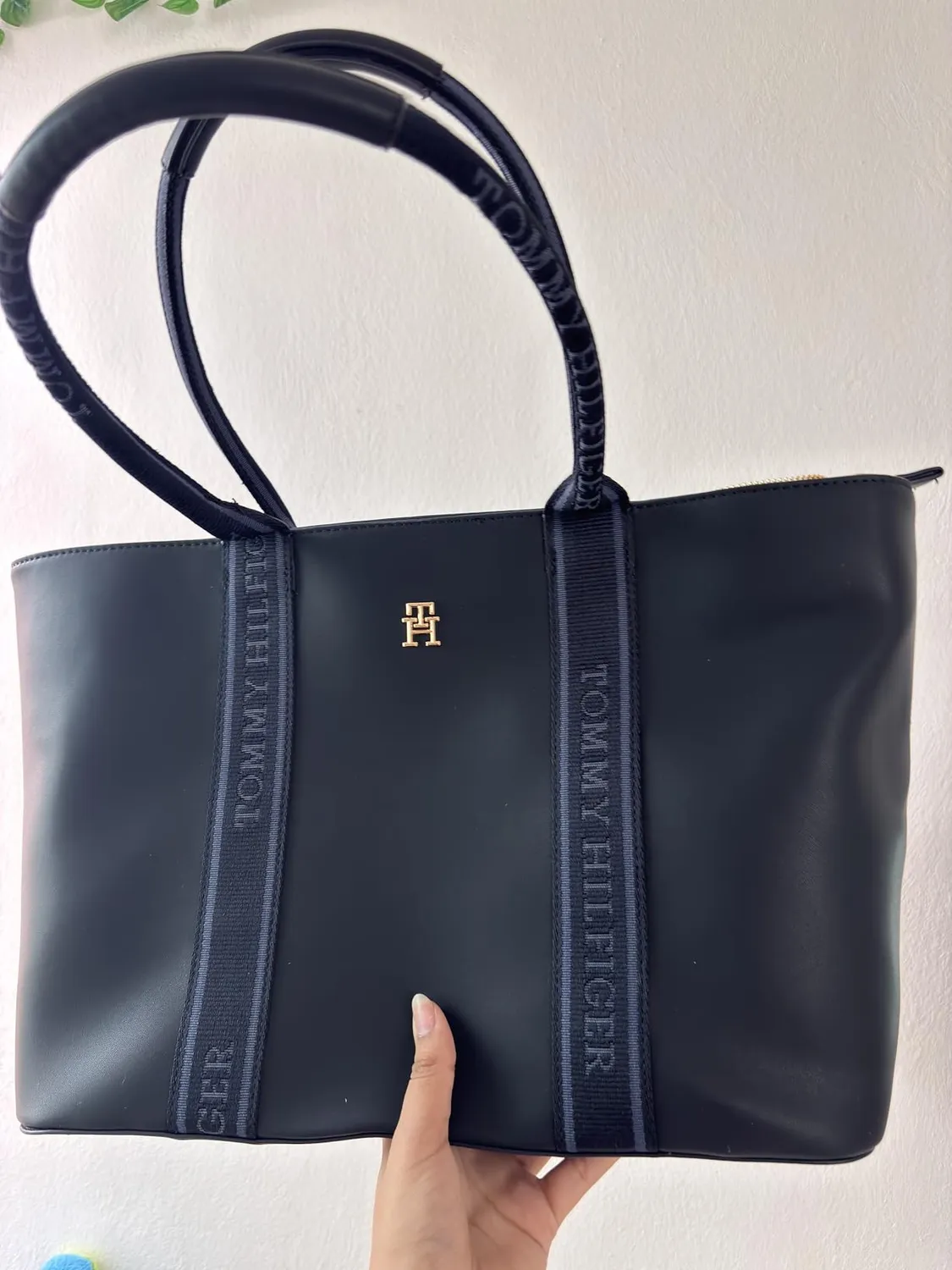 Tommy Hilfiger Logotape AW0AW17198 tote nera