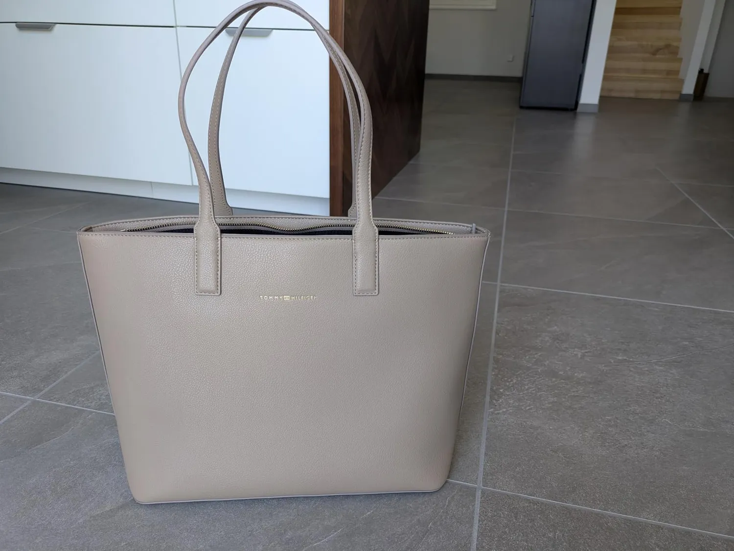 Tommy Hilfiger TH Logotape AW0AW17449 tote donna logo