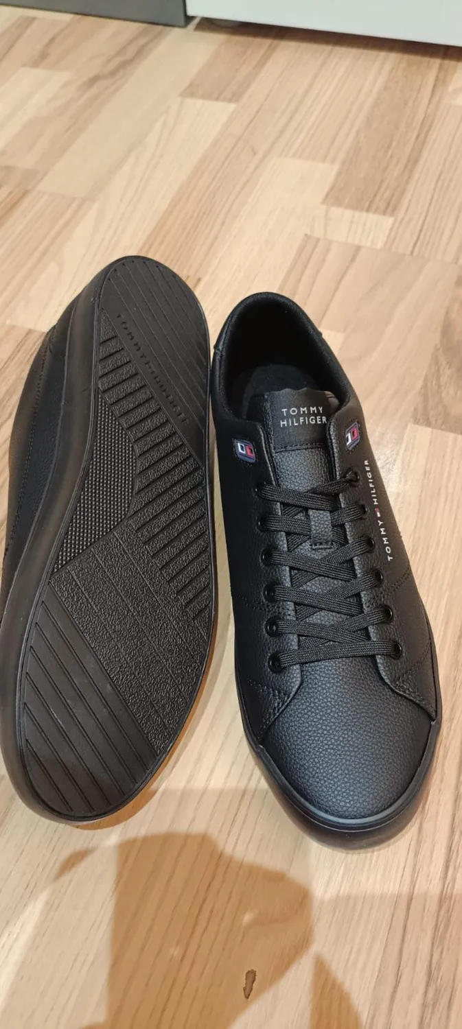 Tommy Hilfiger Harlem FM0FM05947 sneakers uomo pelle