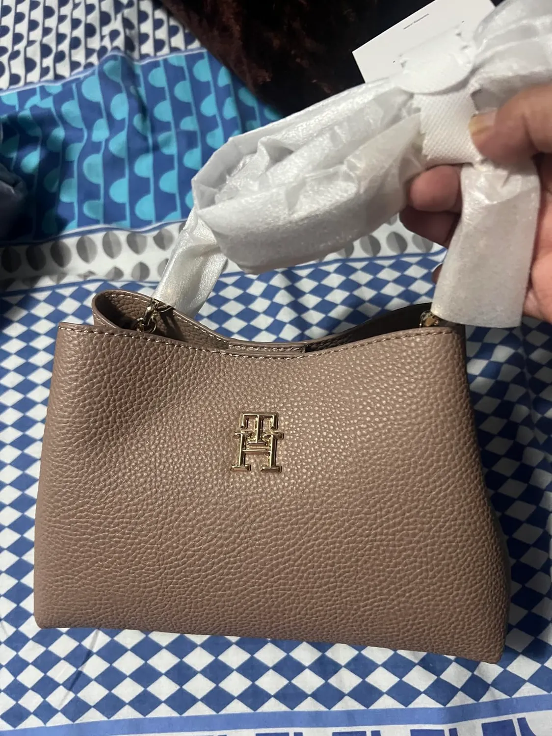 Tommy Hilfiger Emblem Crossover borsa donna tracolla oat milk