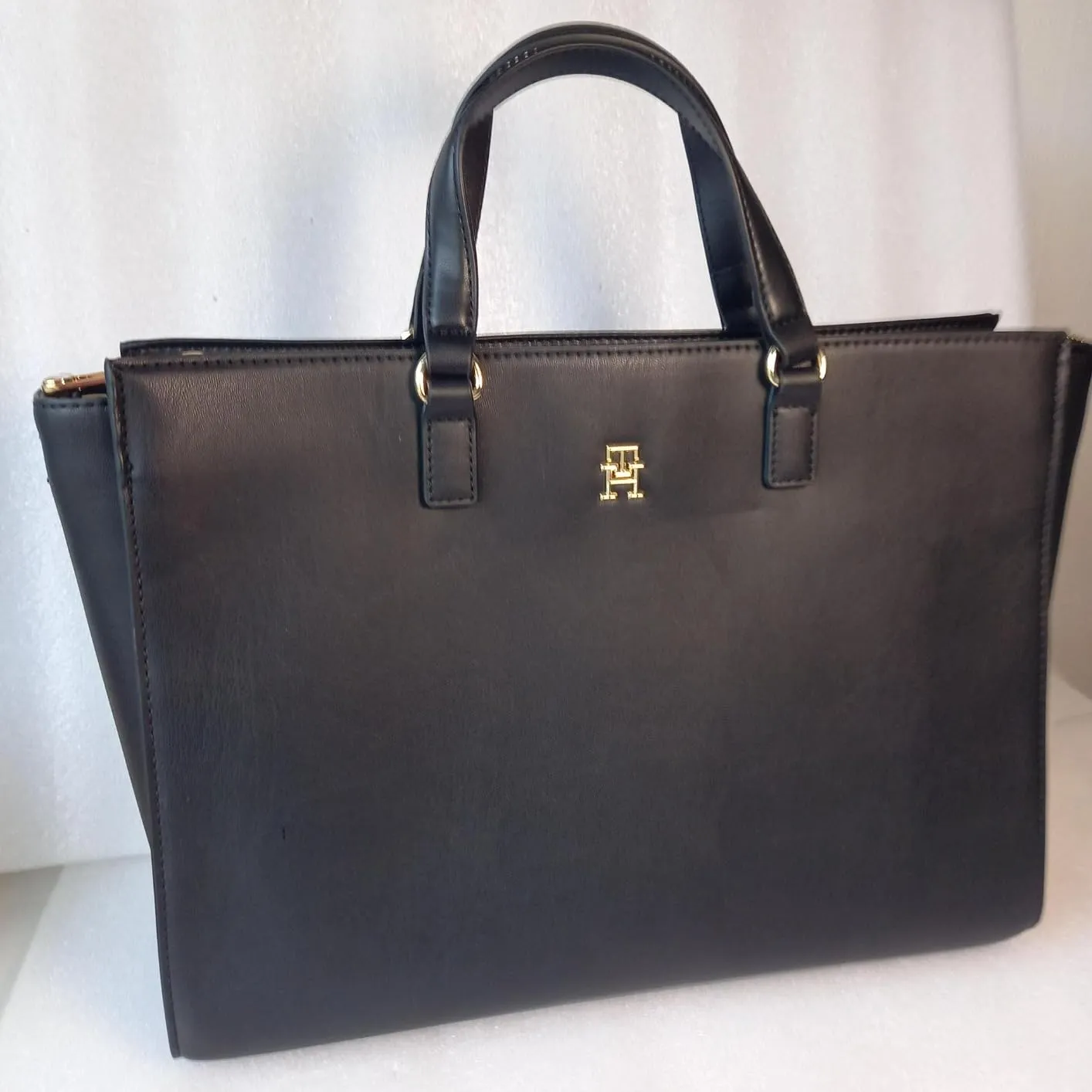 Tommy Hilfiger Fresh Satchel Grande borsa a mano nera