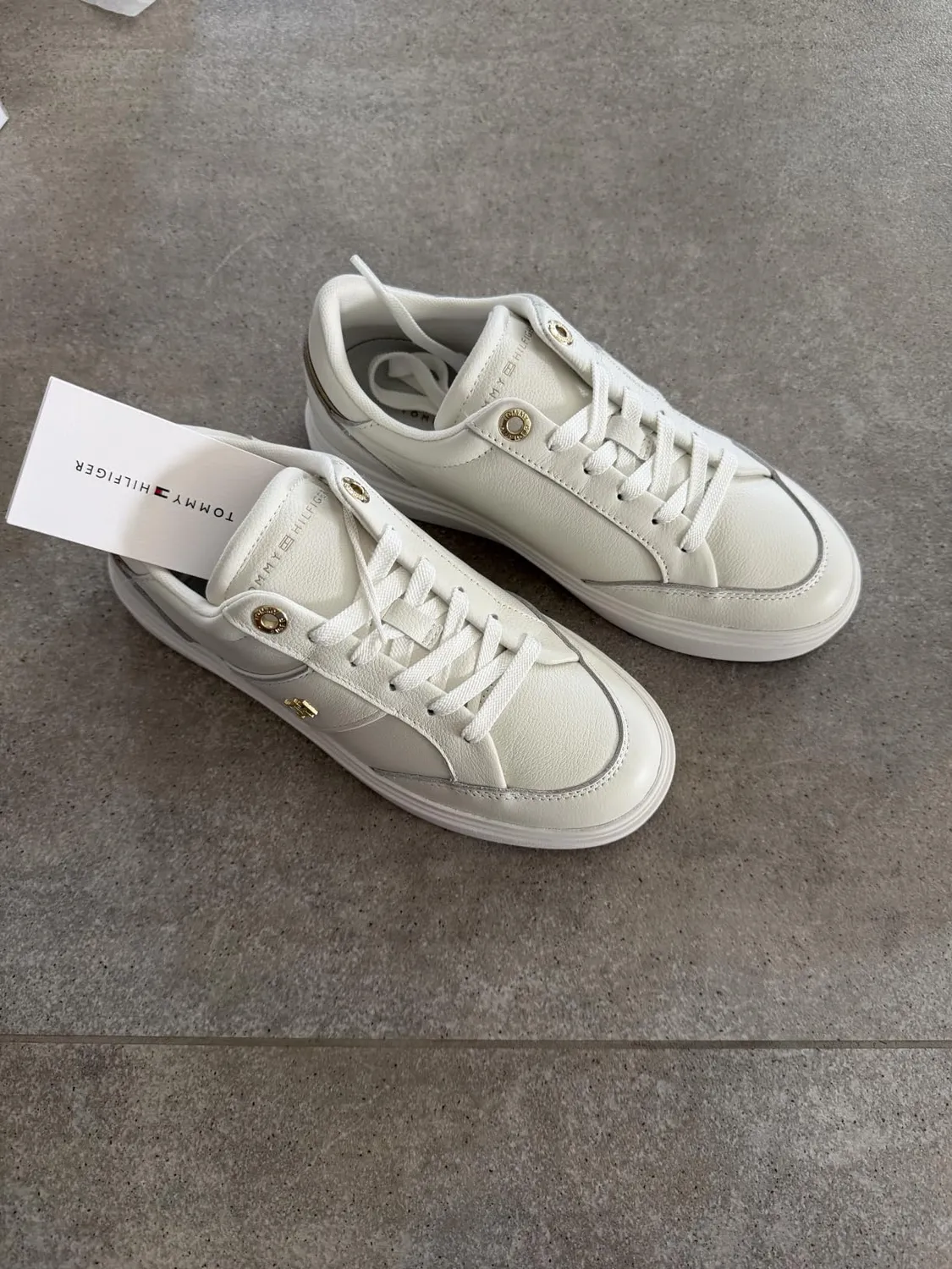 Tommy Hilfiger Feminine Cupsole FW0FW09600 sneakers donna