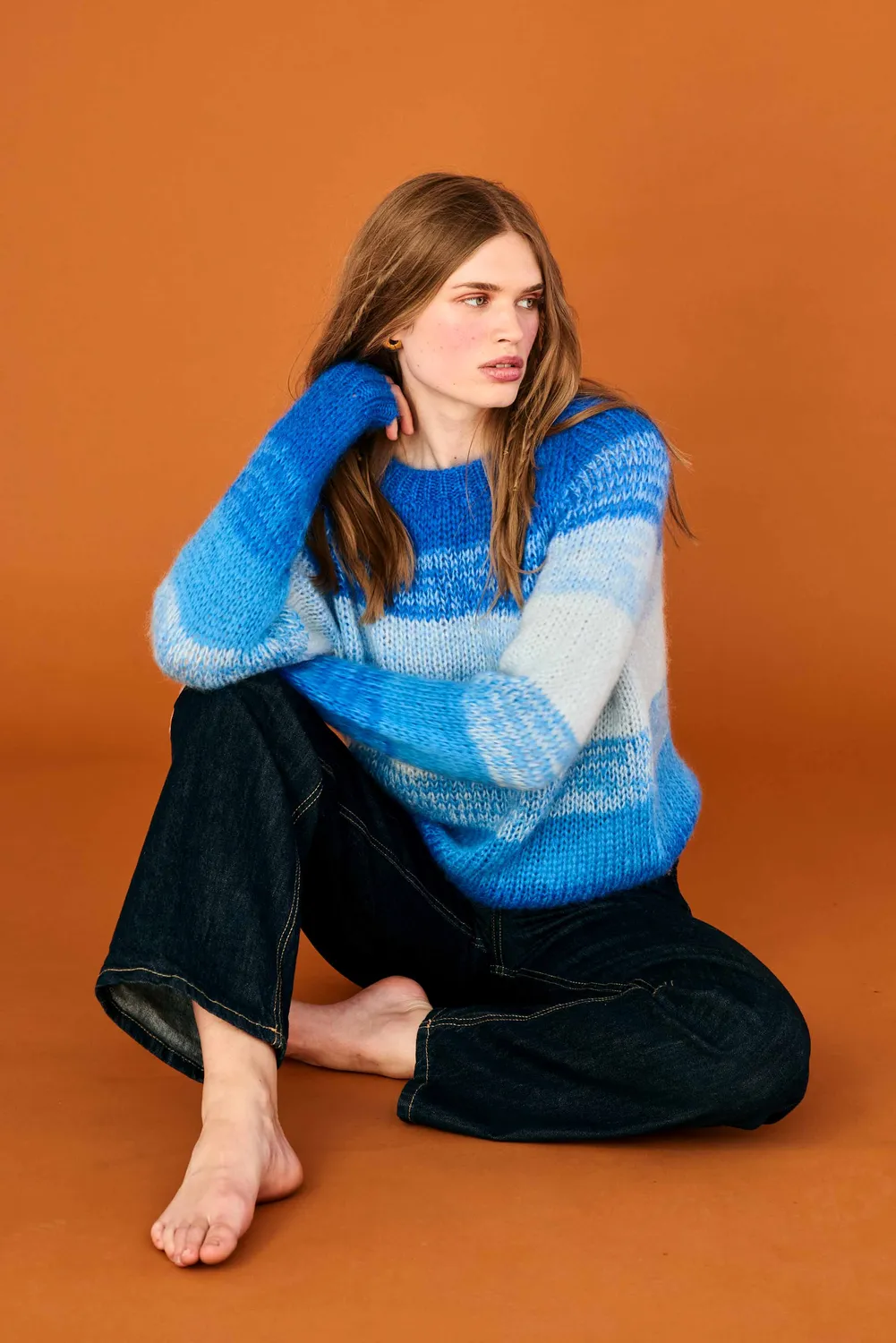 Jumper 1234 Gradient Stripe Crew maglione blu mohair