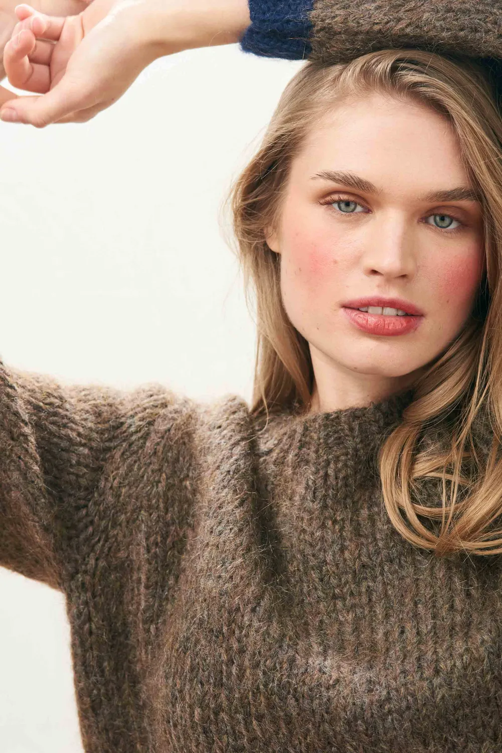 Jumper 1234 Hand Knit Tipped Crew maglione mohair cioccolato